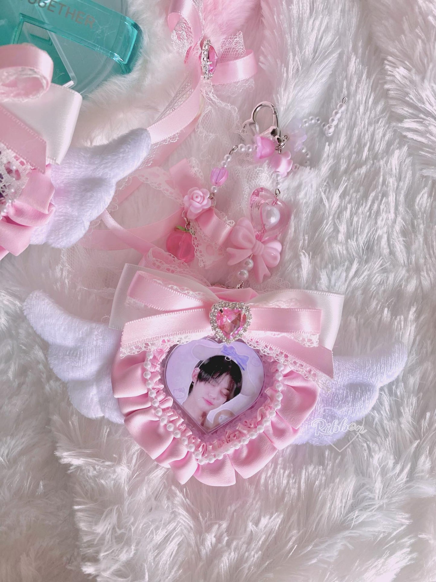 K-pop Mini Photo Keychains