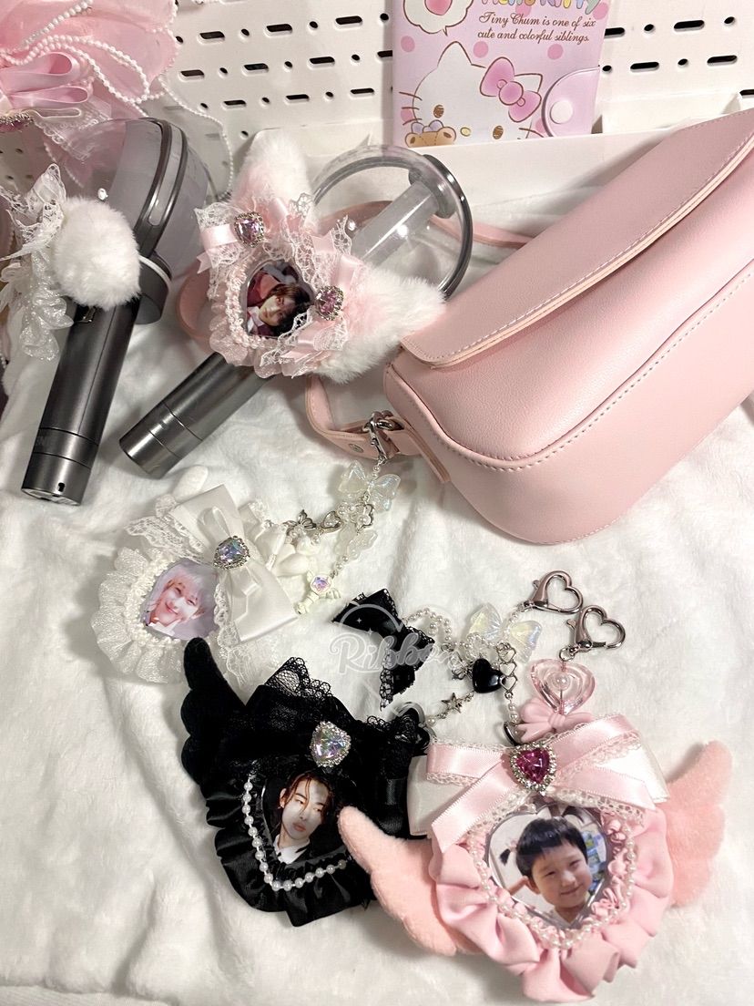 K-pop Mini Photo Keychains
