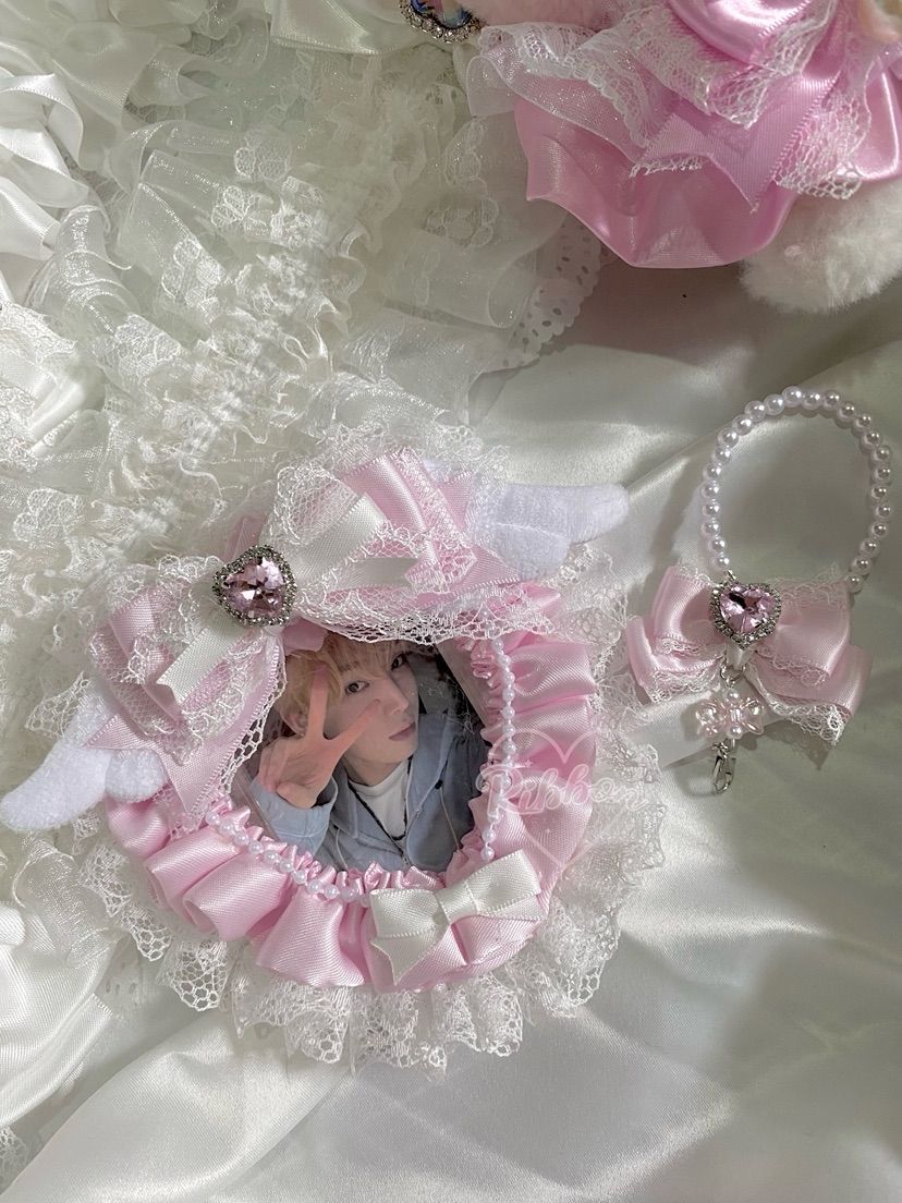K-Pop Idol Photocard Holder with Bag Strap: Acrylic Frame