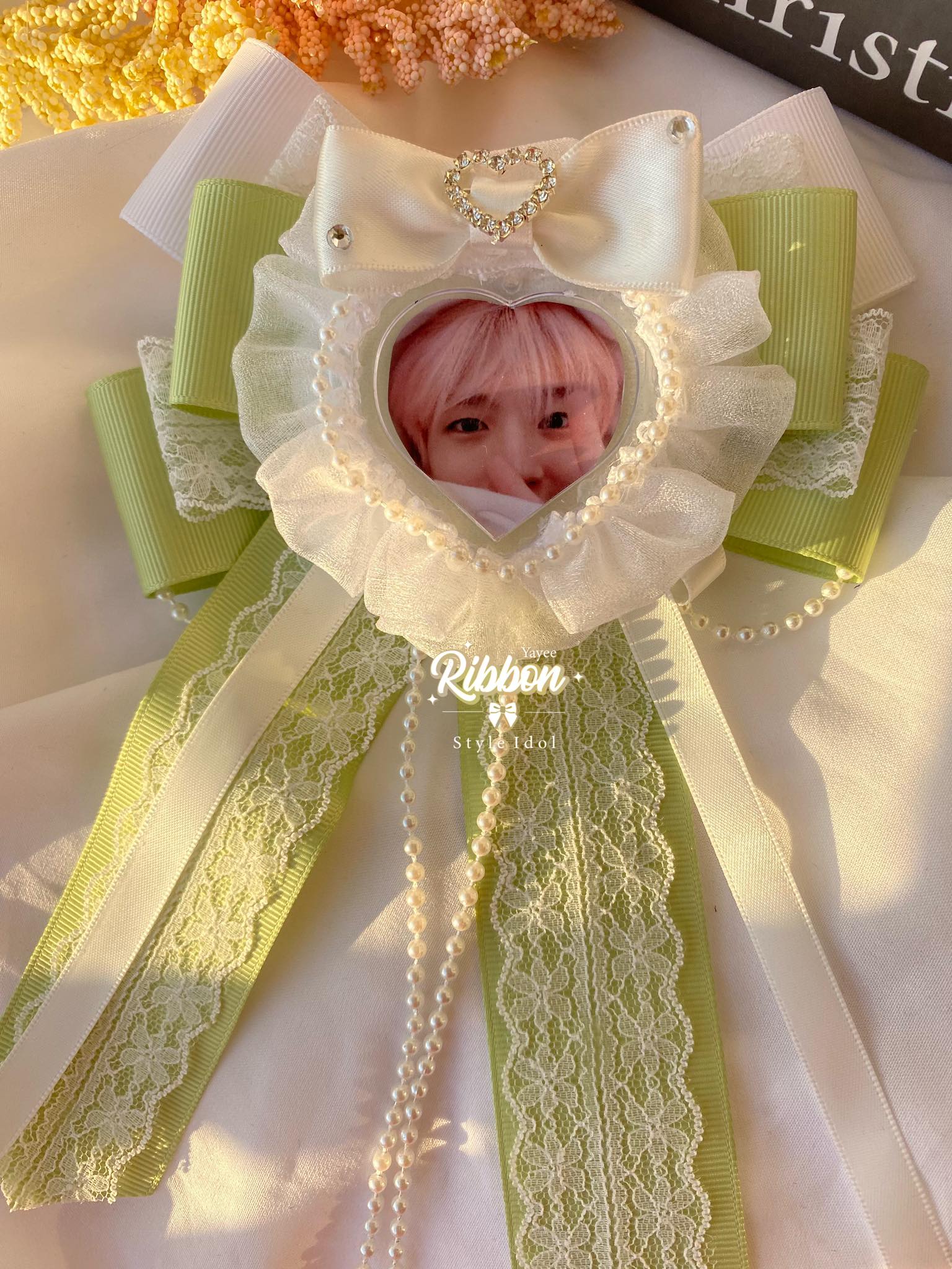 Kpop Lightstick Ribbon with Heart Photo Frame | Hi-Ribbon