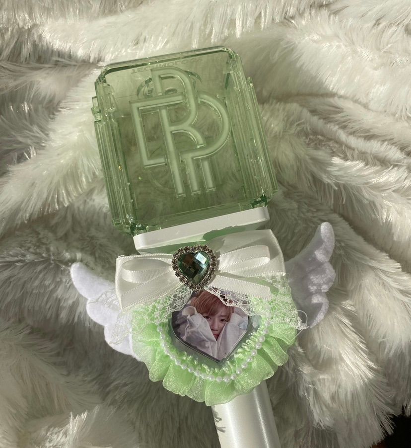 Custom Photo frame for K-Pop Lightsticks K-POPペンライト用♡ミニハートフレーム（全機種OK）