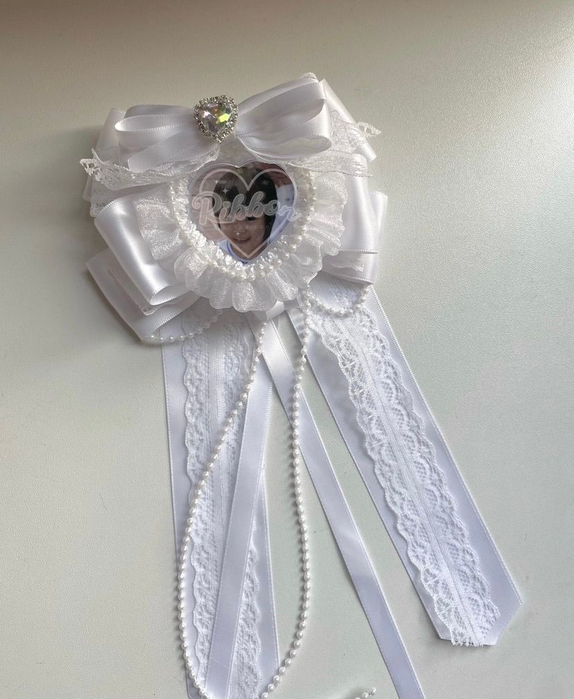 Kpop Lightstick Ribbon with Heart Photo Frame | Hi-Ribbon